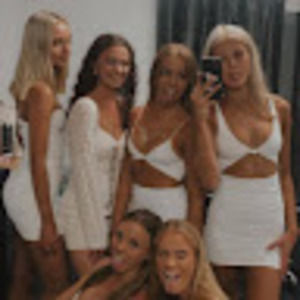 Meet your Posher, Isabel